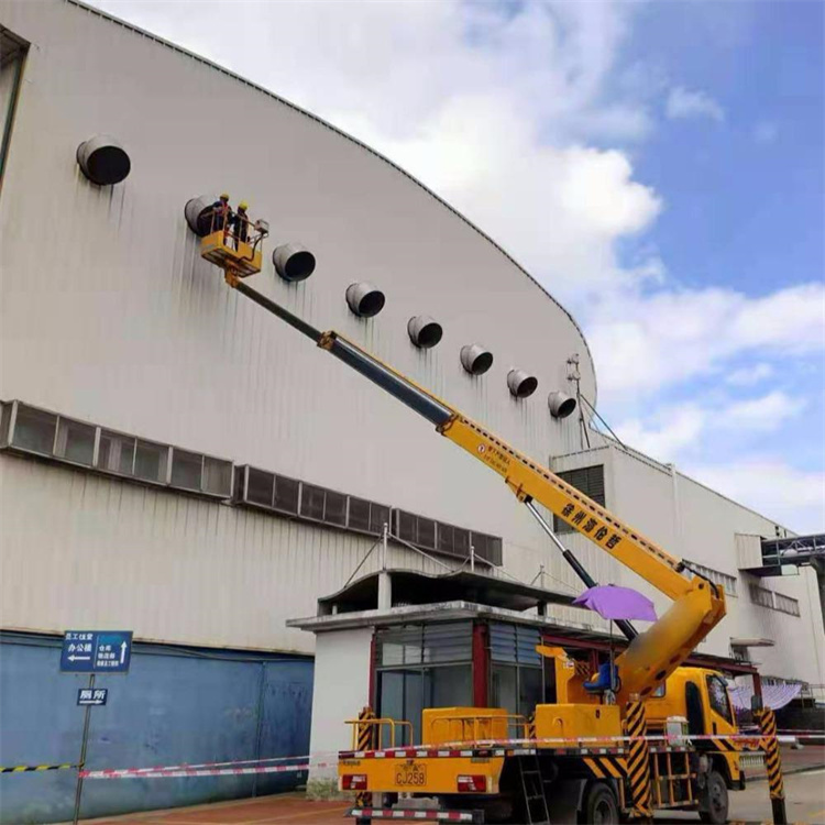 宁国高空作业车出租服务：专业广告牌安装解决方案